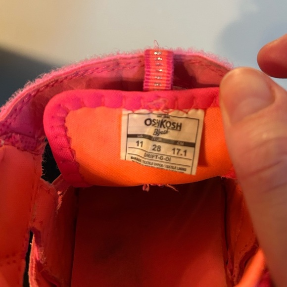 OshKosh B'gosh Pink and Gray Sandals Sporty Design - Picture 4 of 4